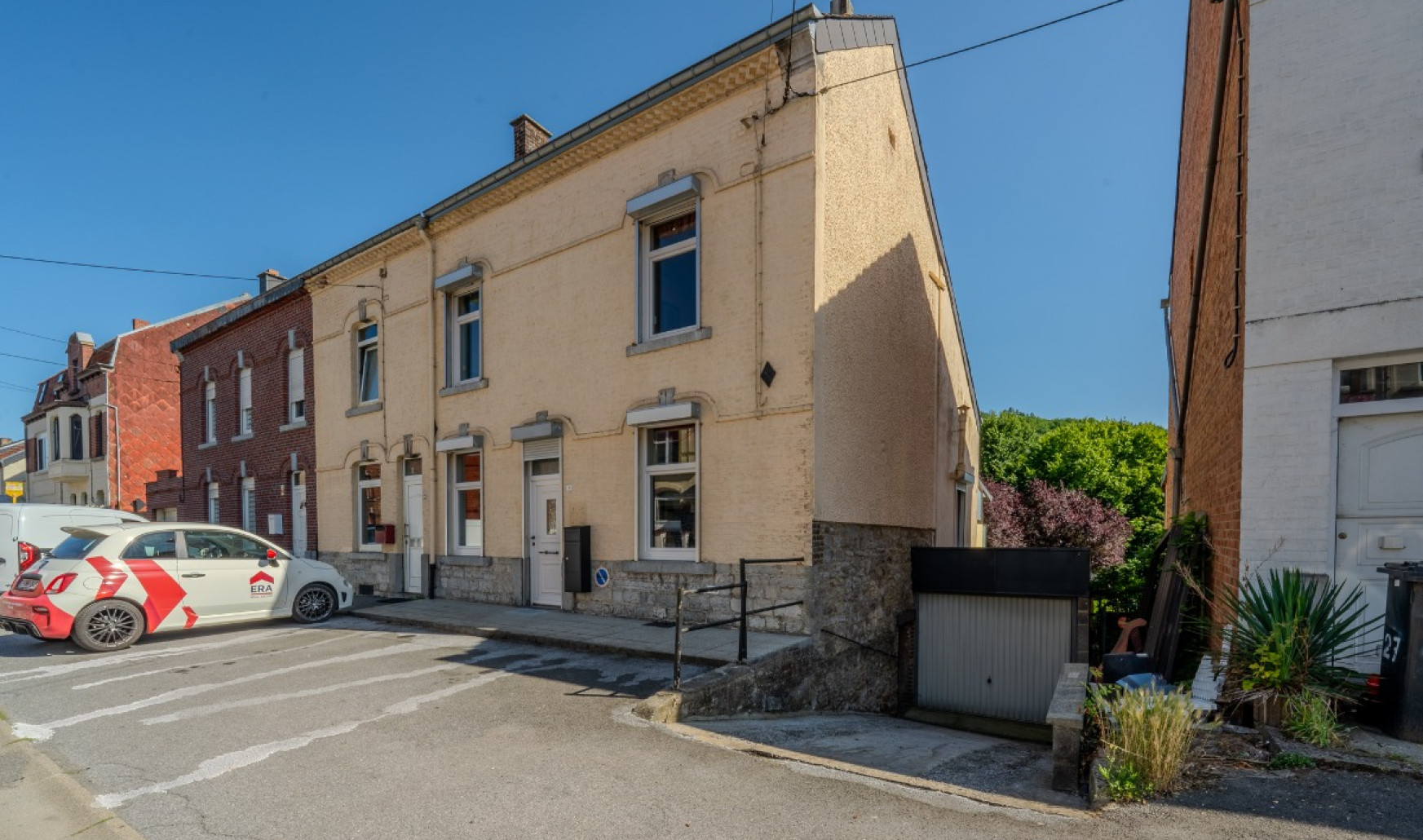 Rue de Najauge - 29 - - 5670