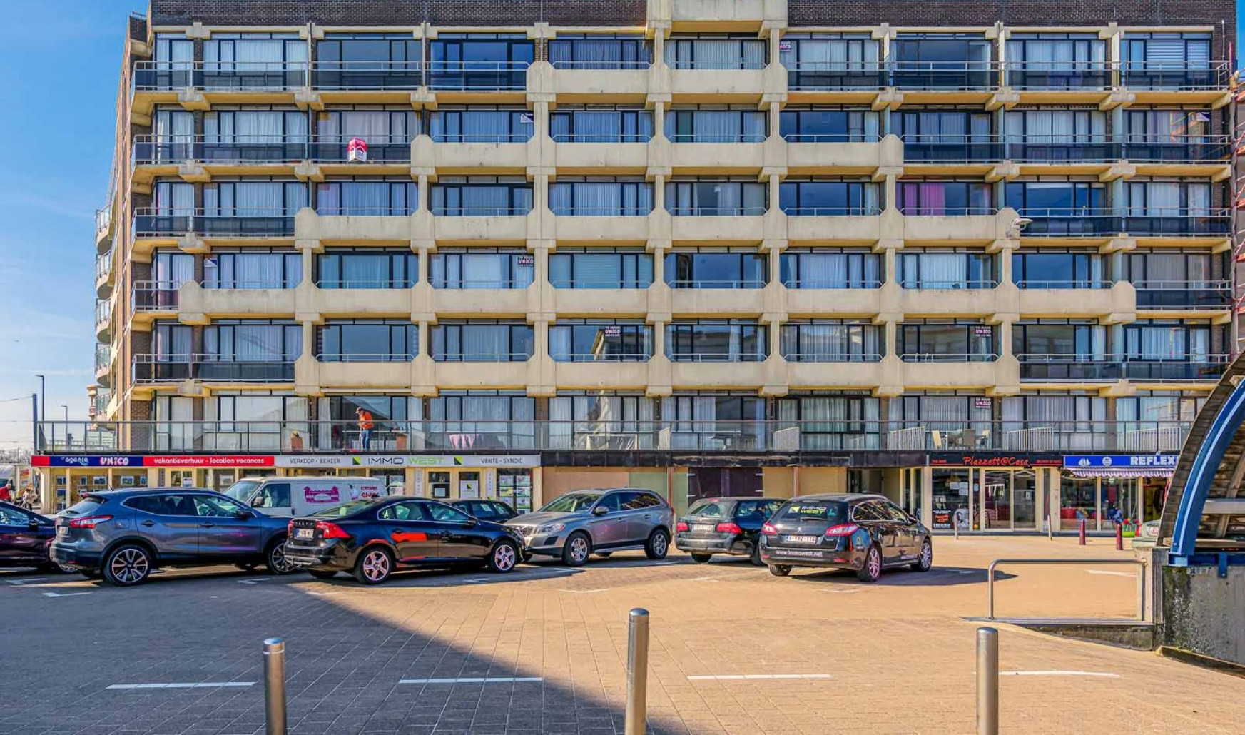 George Grardplein - 17 - 0302 - 8670