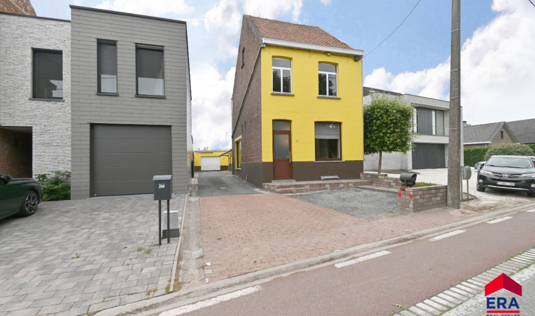 Oostveldstraat - 242 - - 9900