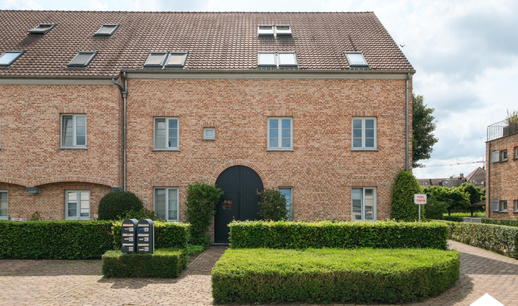 Kouden Eerd - 6 - D - 2260