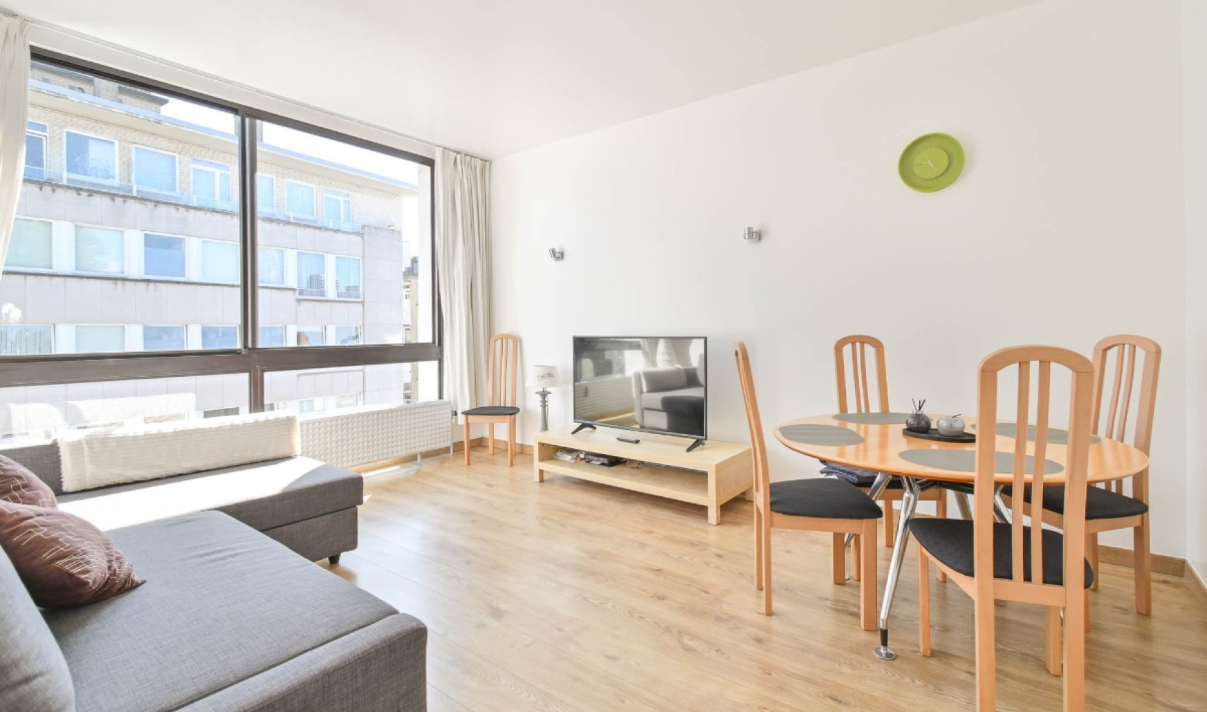 Rue Buchholtz - 14/18 - - 1050