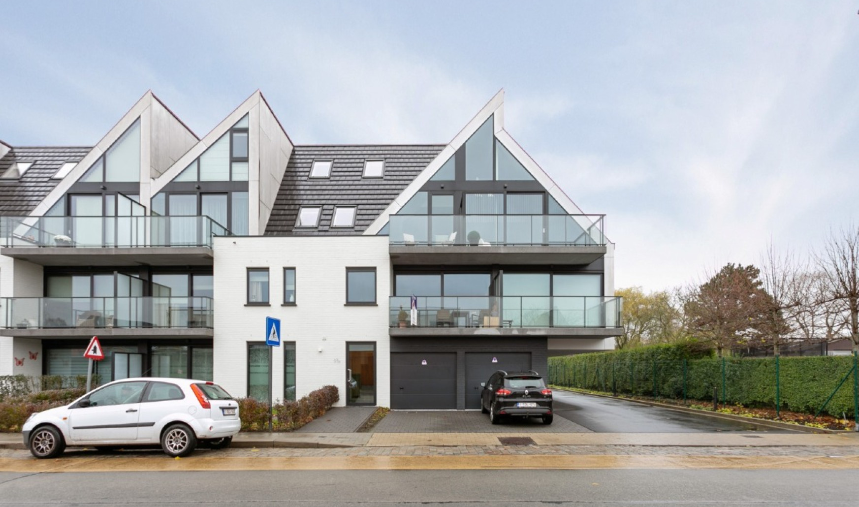 Stationsstraat - 91a - 3 - 8340