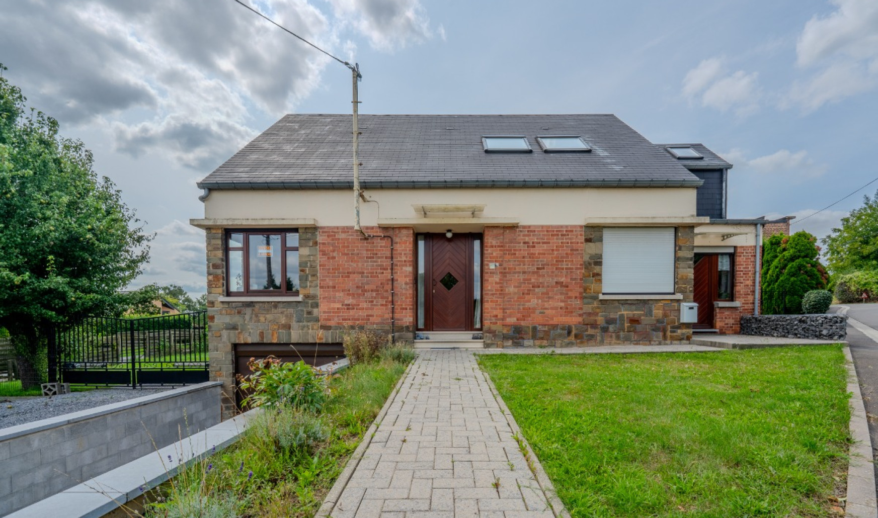 Rue de l'Arbre Saint-Michel - 427 - - 4400