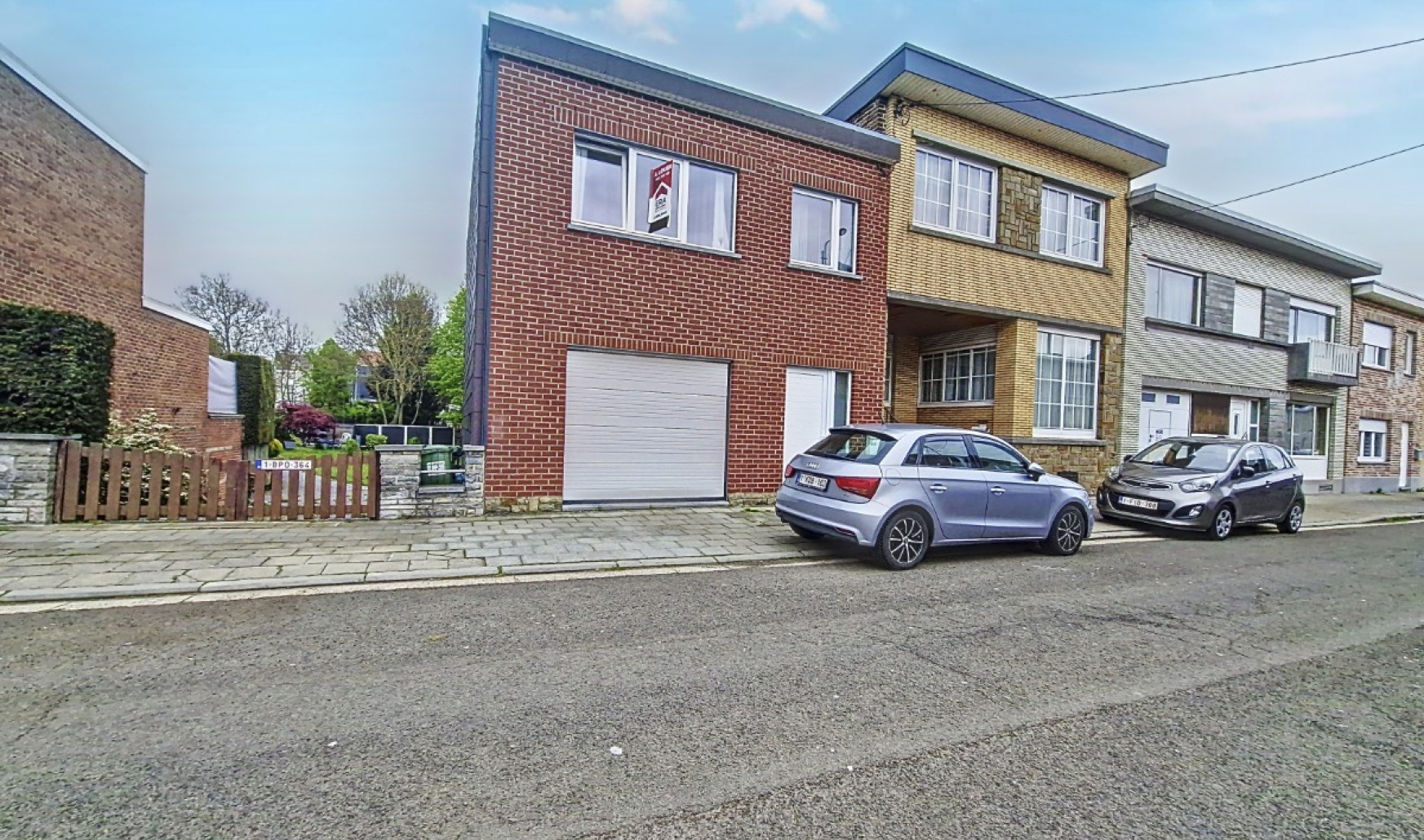 Rue des Quatre Sentiers - 126 - - 4431