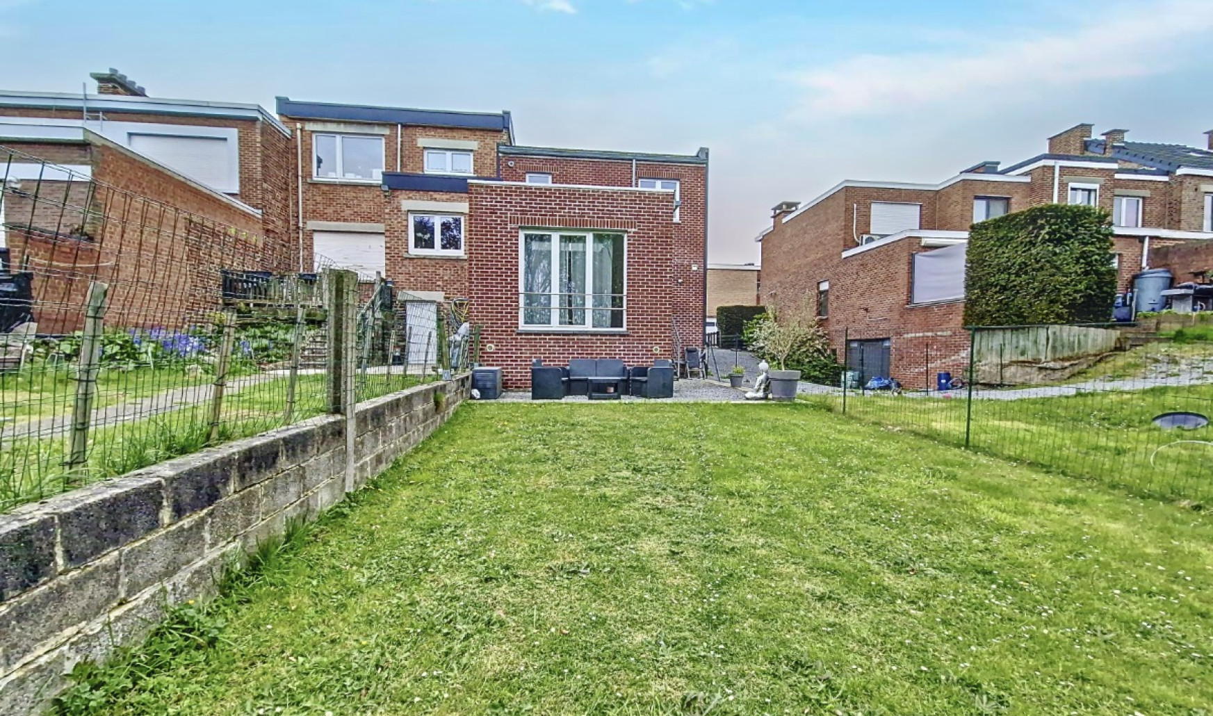 Rue des Quatre Sentiers - 126 - - 4431