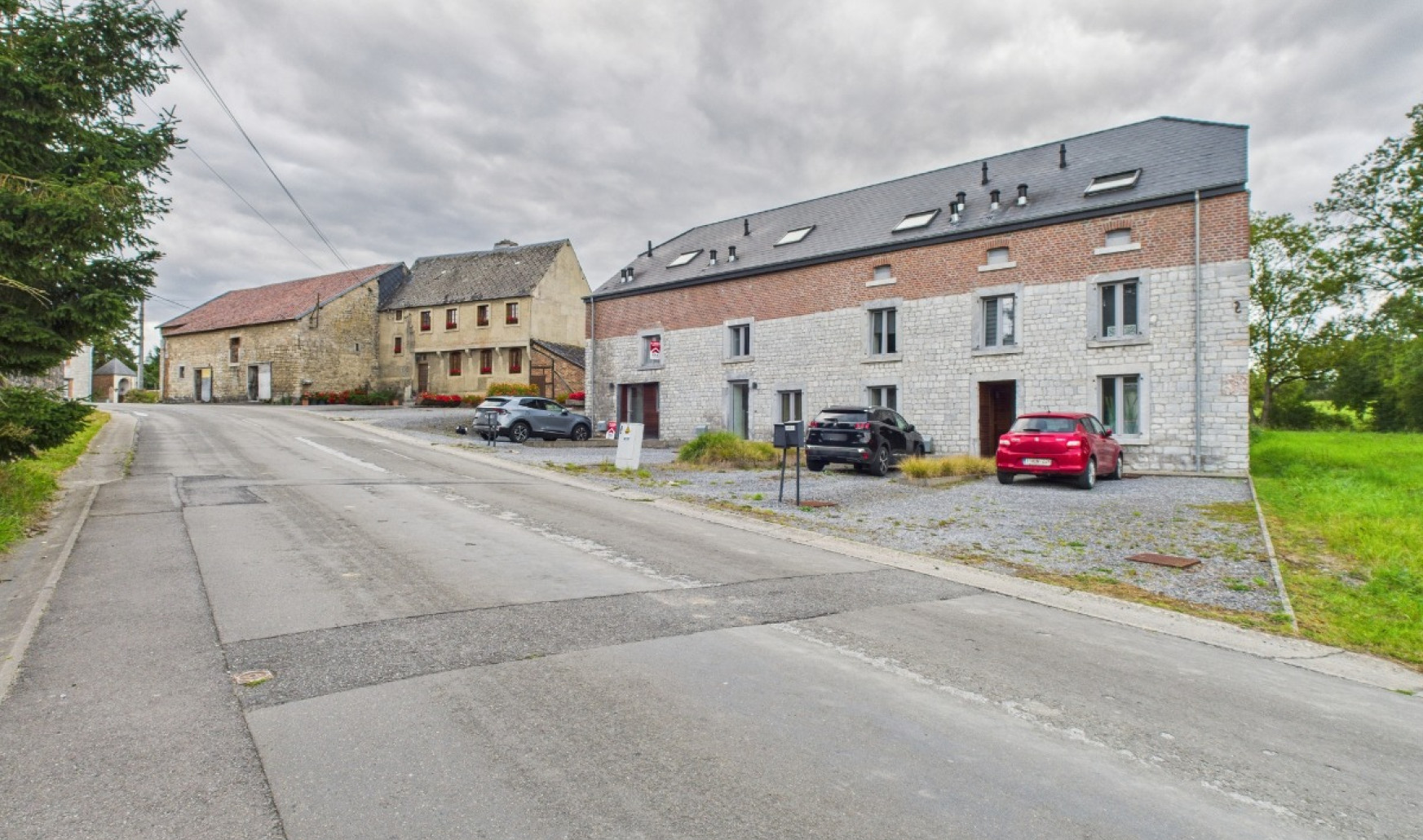 rue de Humain - 66 - A - 5580