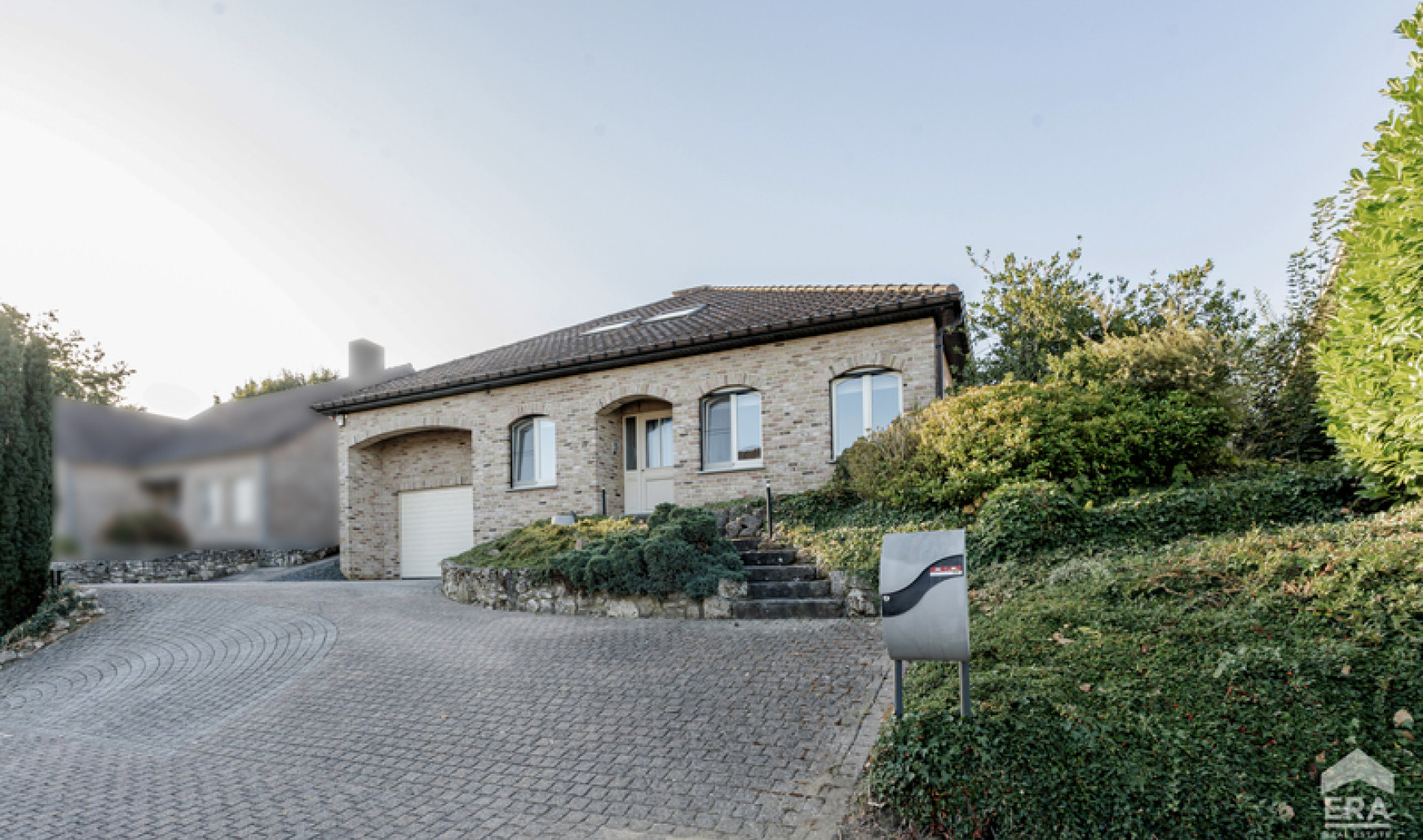 Postbaan - 77 - - 3290