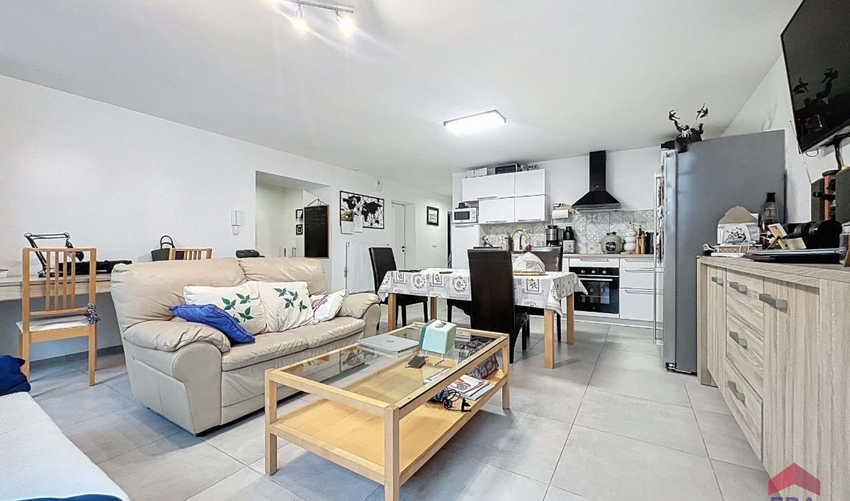 Rue Charles Lapierre - 33 - 1 - 5300