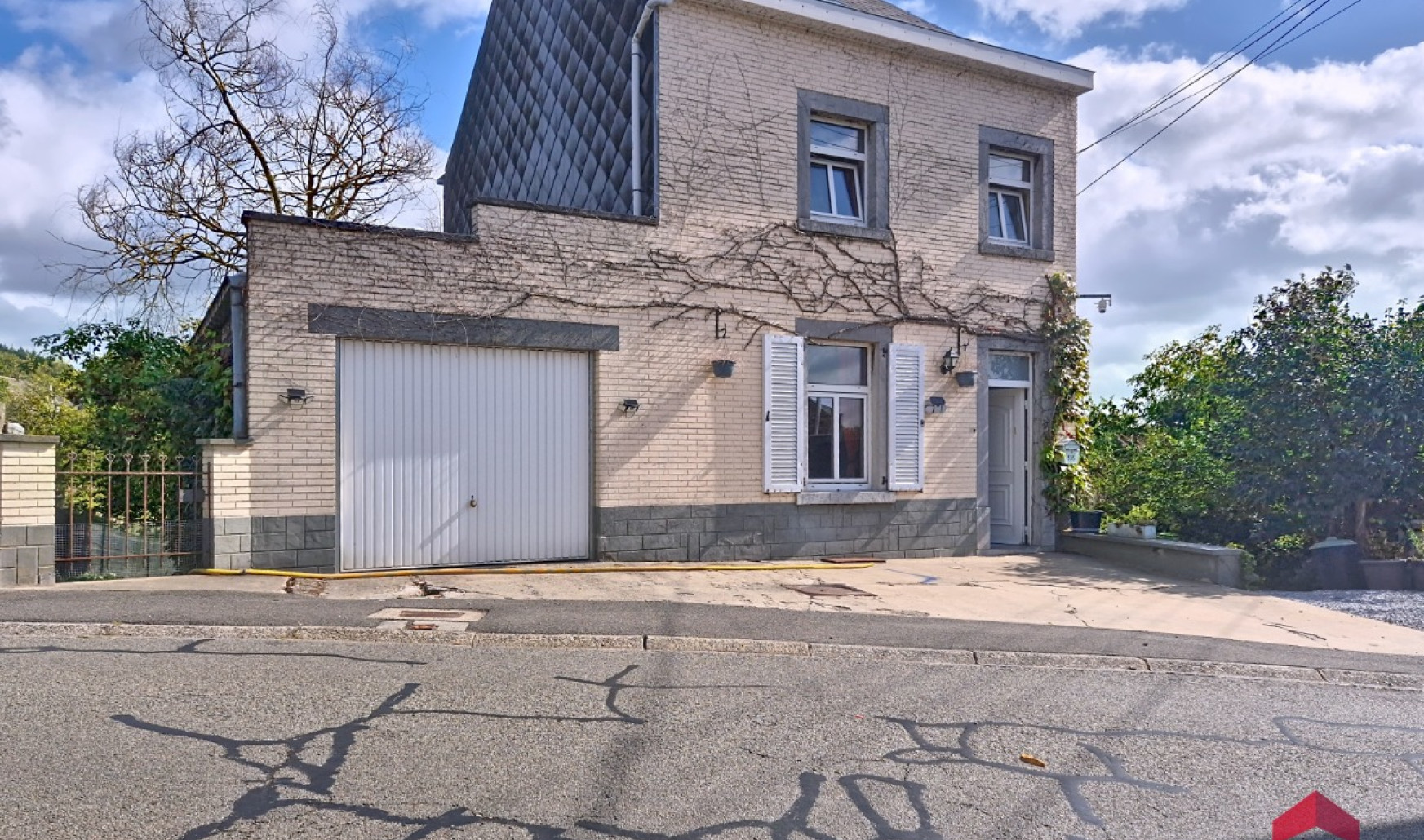 Rue Alphonse Nicolas - 535 - - 4520