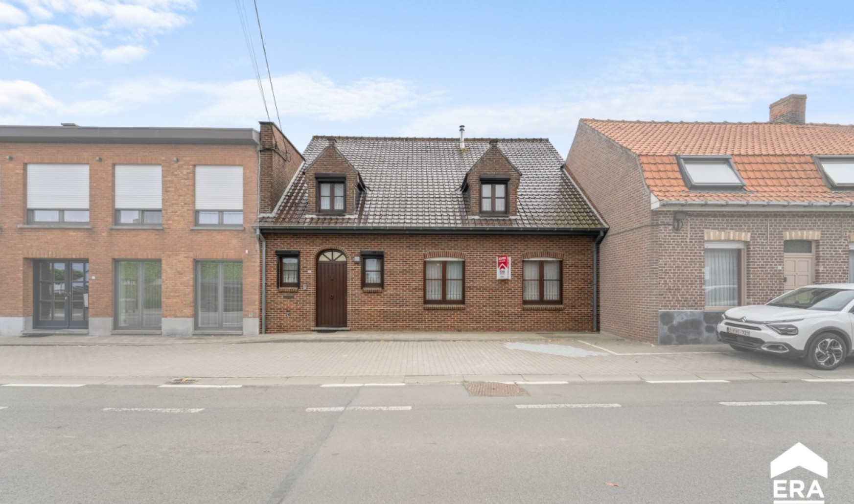 Dikkebusstraat - 29 - - 8954