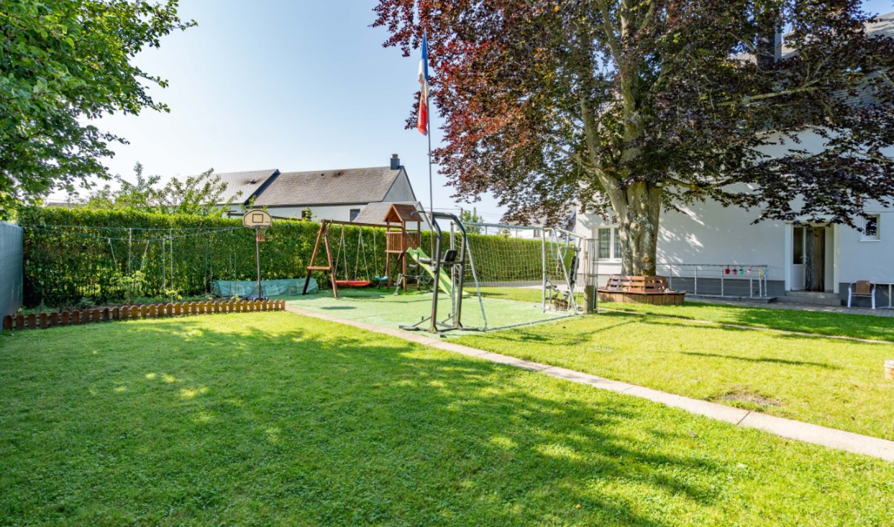 Rue Bovesse - 28 - - 6791