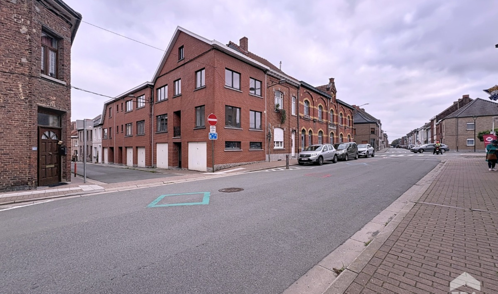 Rue du Sac - 74 - 1er gauche - 7850