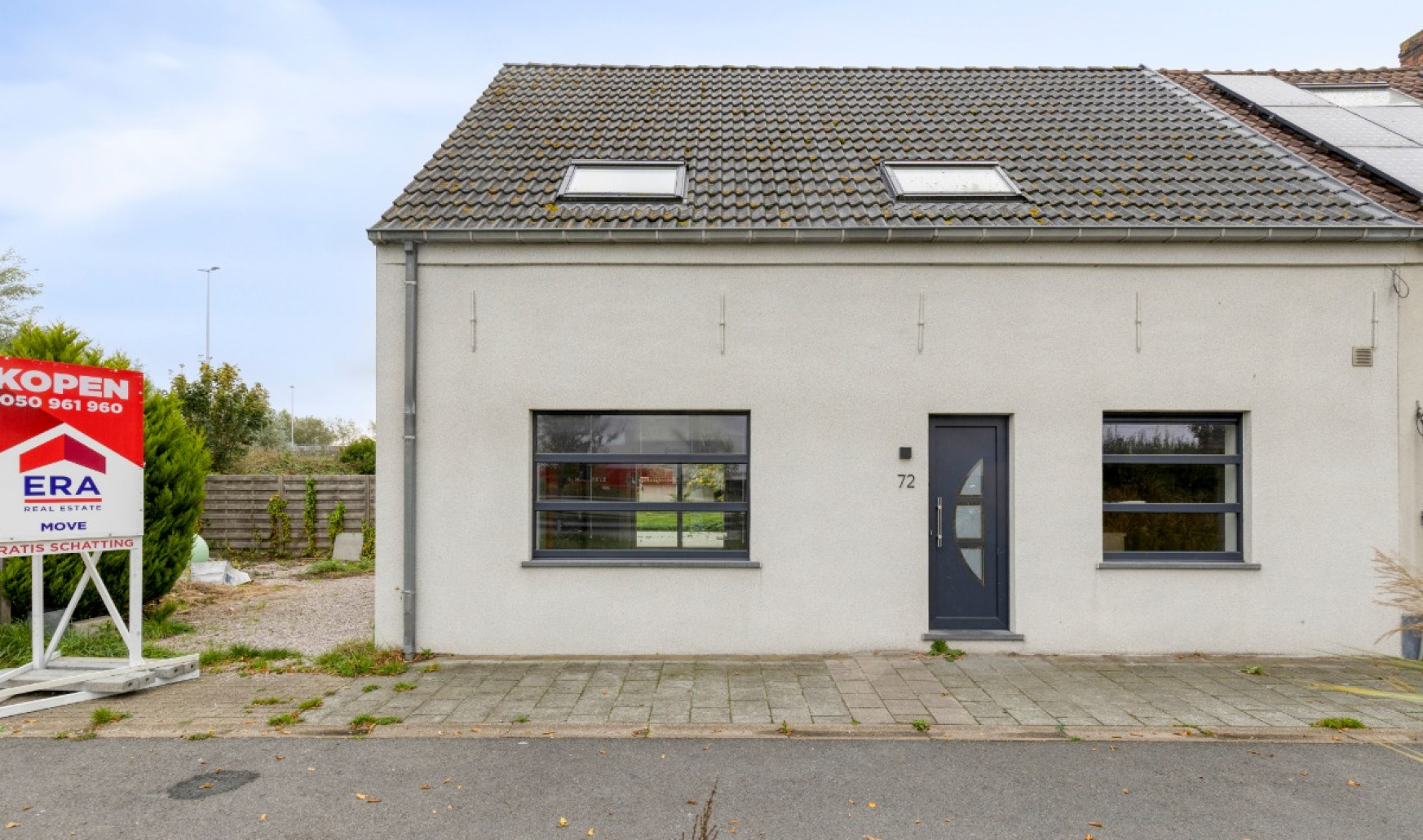 Stationsstraat - 72 - - 8490