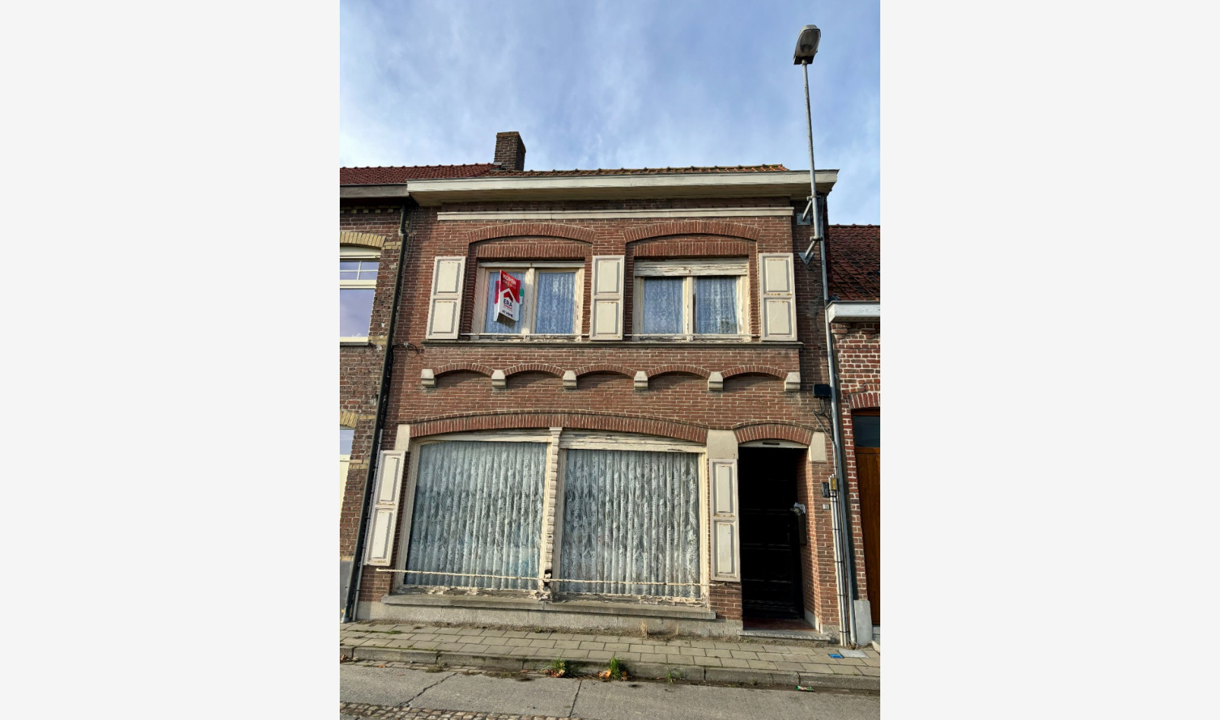 Weggevoerdenstraat - 11 - - 8972