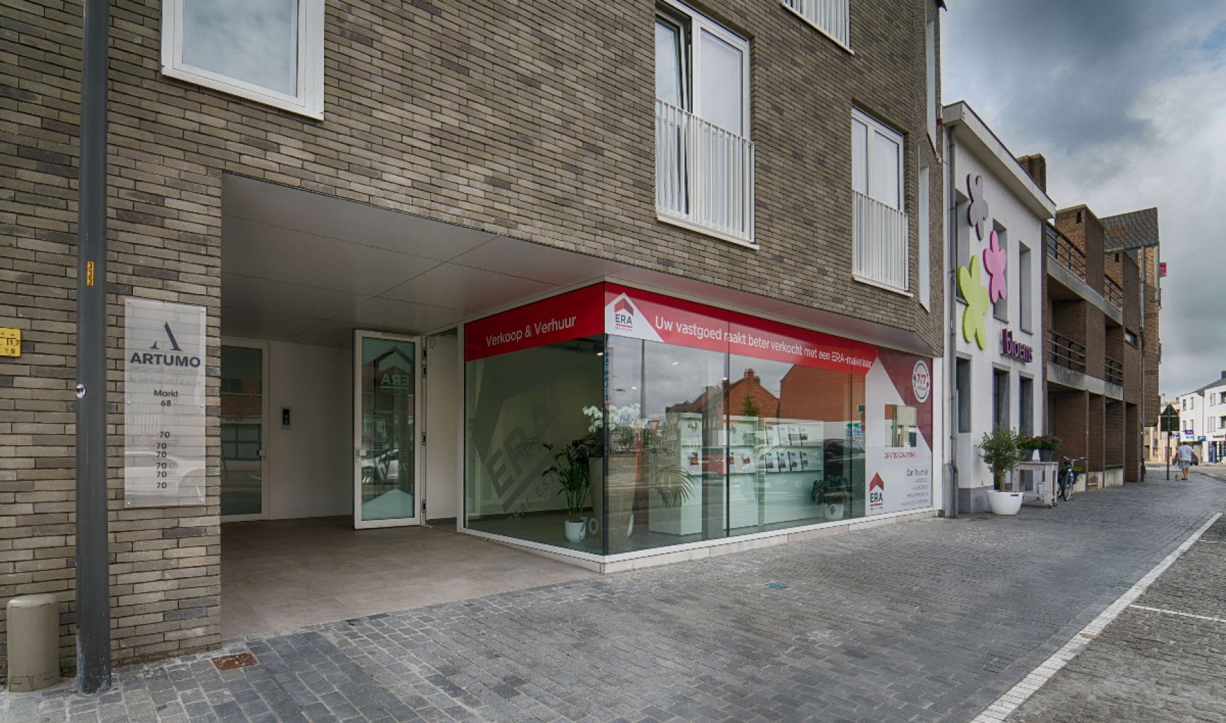 Markt - 70 - 1 - 2400