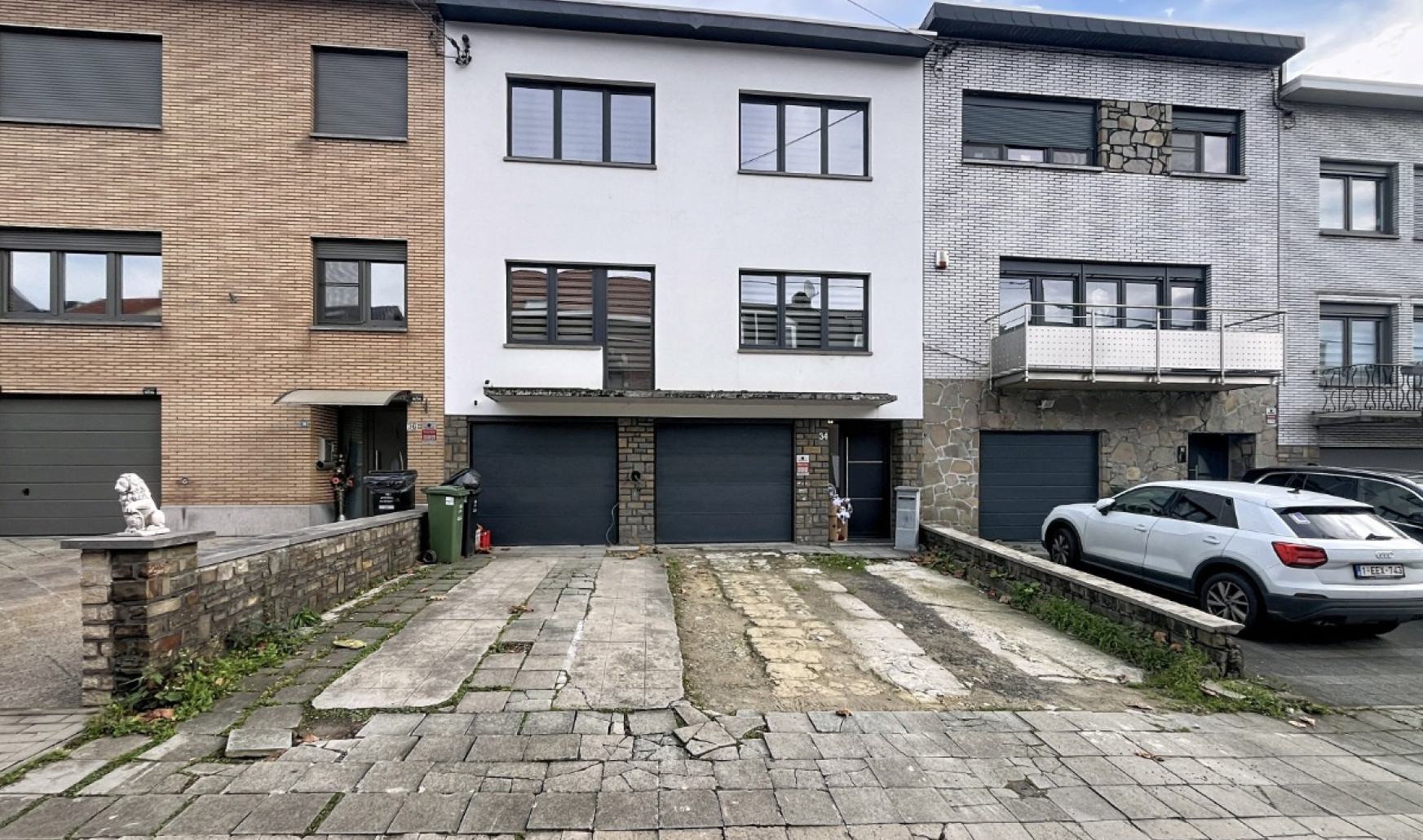 Rue du Centre - 34 - - 4420