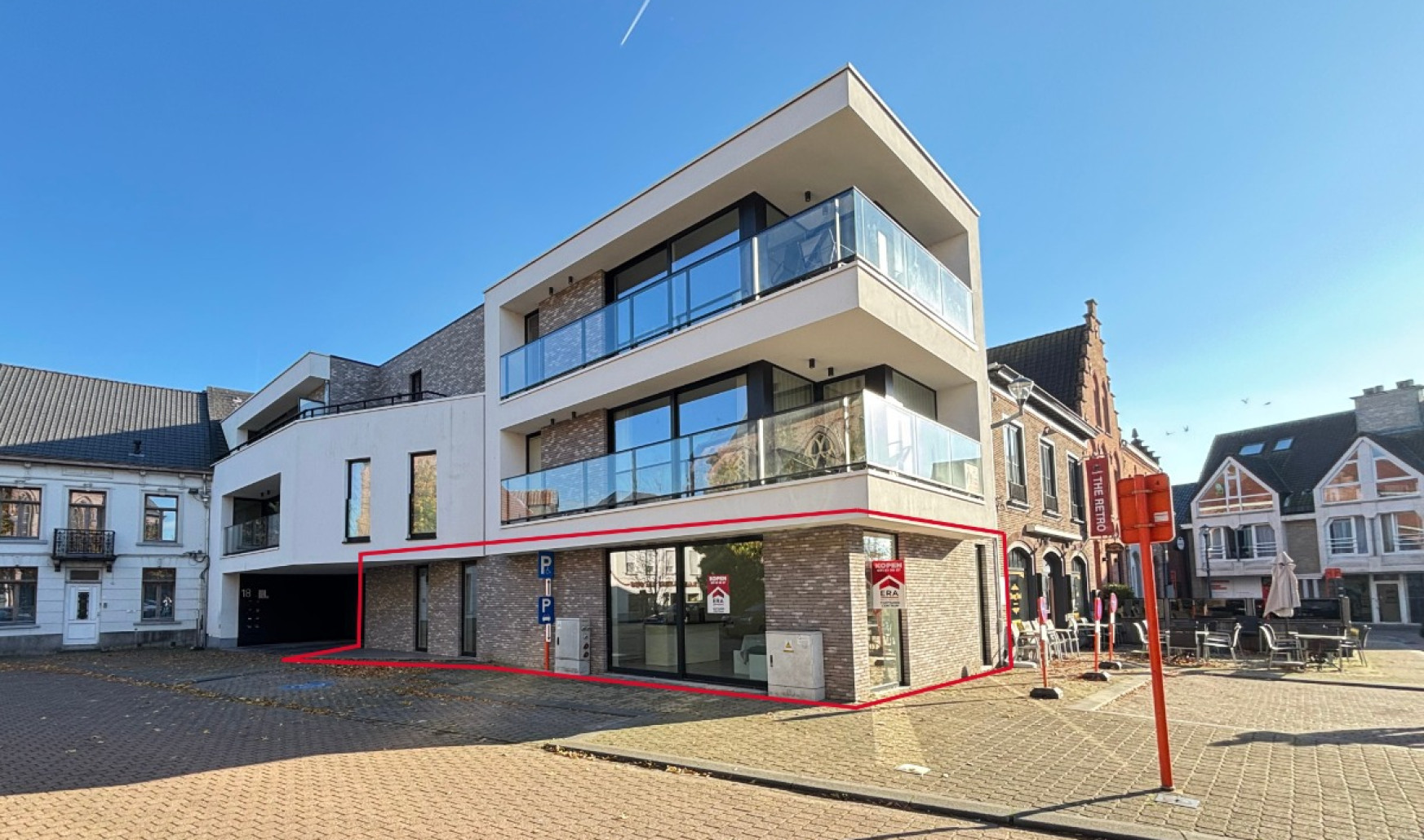 Kerkplein - 18 - 01 - 8750