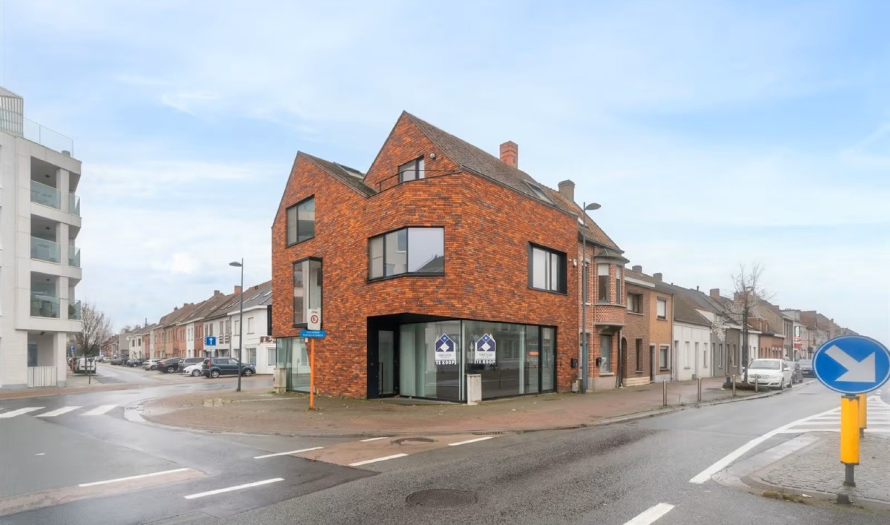 Kortrijksesteenweg - 1 - - 8530