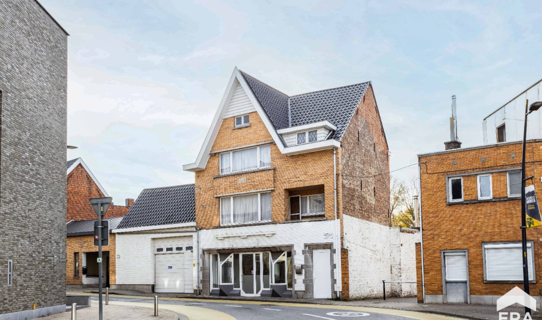 Leuvestraat - 2 - - 9320