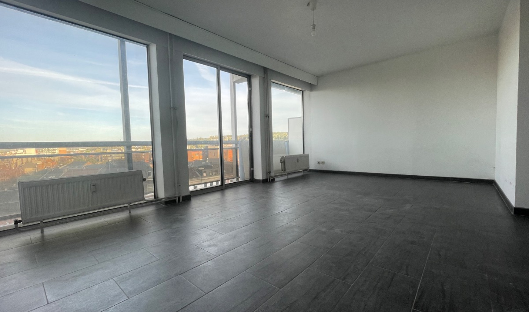 Rue Grétry - 48 - 068 - 4020