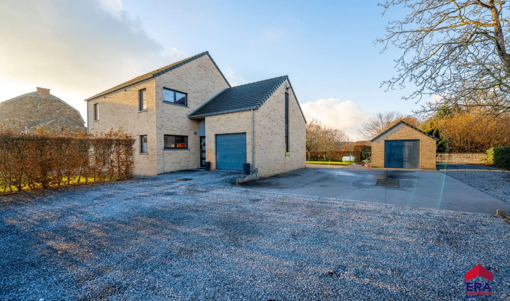 Rue du Tilleul - 83 - - 5350