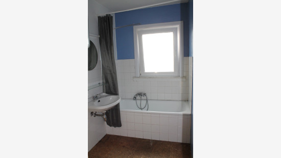 Marktplein - 7 - 00.01 - 8750