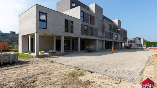 Beeklaan - 1 - - Handelsruimte 3 - 9550
