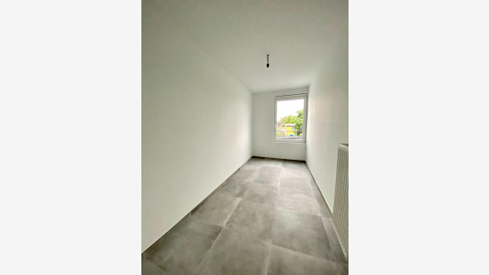 Koningin Astridlaan - 2 - 102 - 8930