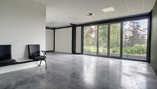 Rue de l’Aérodrome - 18 - 211m² - 4140