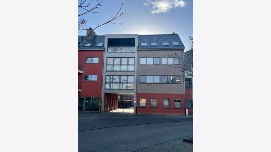 Dorpsstraat - 33 - bus 10 - 3900