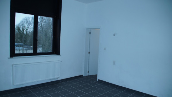 Rue de la Frontière - 1 - - 7380