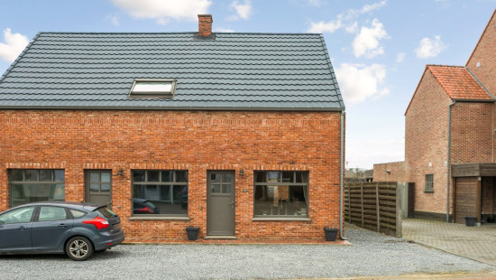 Staatsbaan - 102 - - 3945