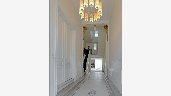Rue des Palais Outre-Ponts - 400 - - 1020