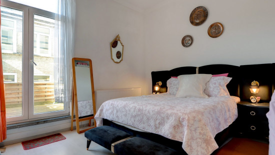 Rue des Palais Outre-Ponts - 400 - - 1020