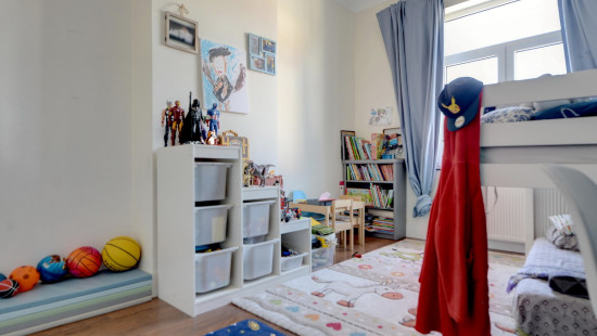 Rue des Palais Outre-Ponts - 400 - - 1020