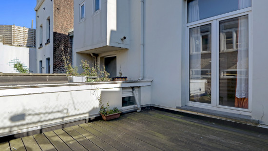 Rue des Palais Outre-Ponts - 400 - - 1020