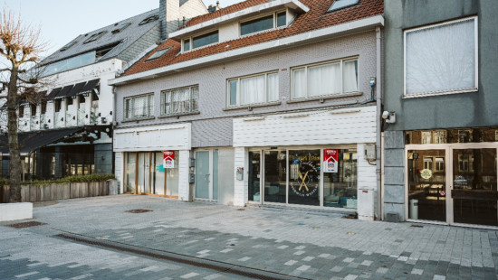 Dorp - 8 - - 3920