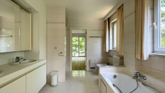 Dam - 12 - 21 - 8500