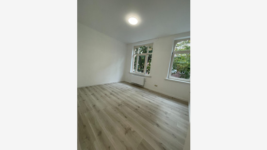 Veemarkt - 29 - - 8900