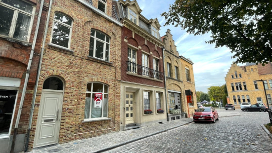 Veemarkt - 29 - - 8900