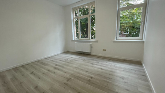 Veemarkt - 29 - - 8900