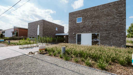 Esdoornstraat - 52 - - 2490