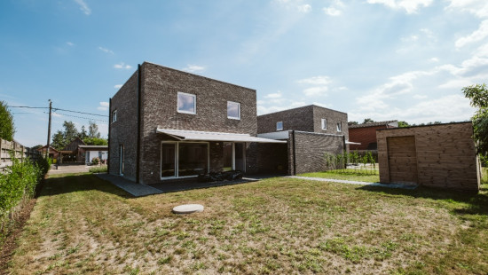Esdoornstraat - 52 - - 2490