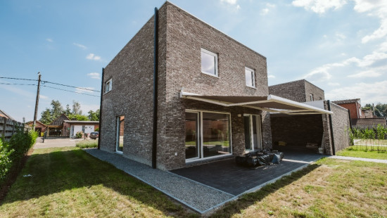 Esdoornstraat - 52 - - 2490