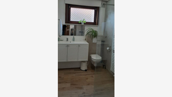 Millesteenstraat - 102 - - 8890