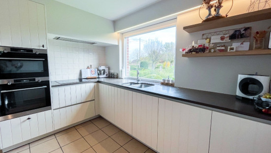 Hoogbeverenstraat - 11 - - 8850