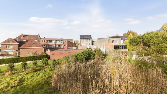 Leuvestraat - 2 - - 9320