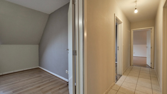 Koning Boudewijnplein - 5 - 7 - 3910