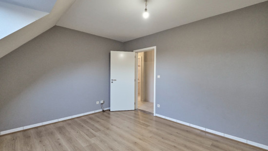 Koning Boudewijnplein - 5 - 7 - 3910