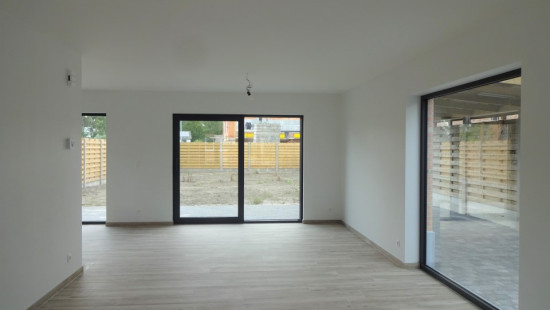 Poeleinde - 4B - - 2323